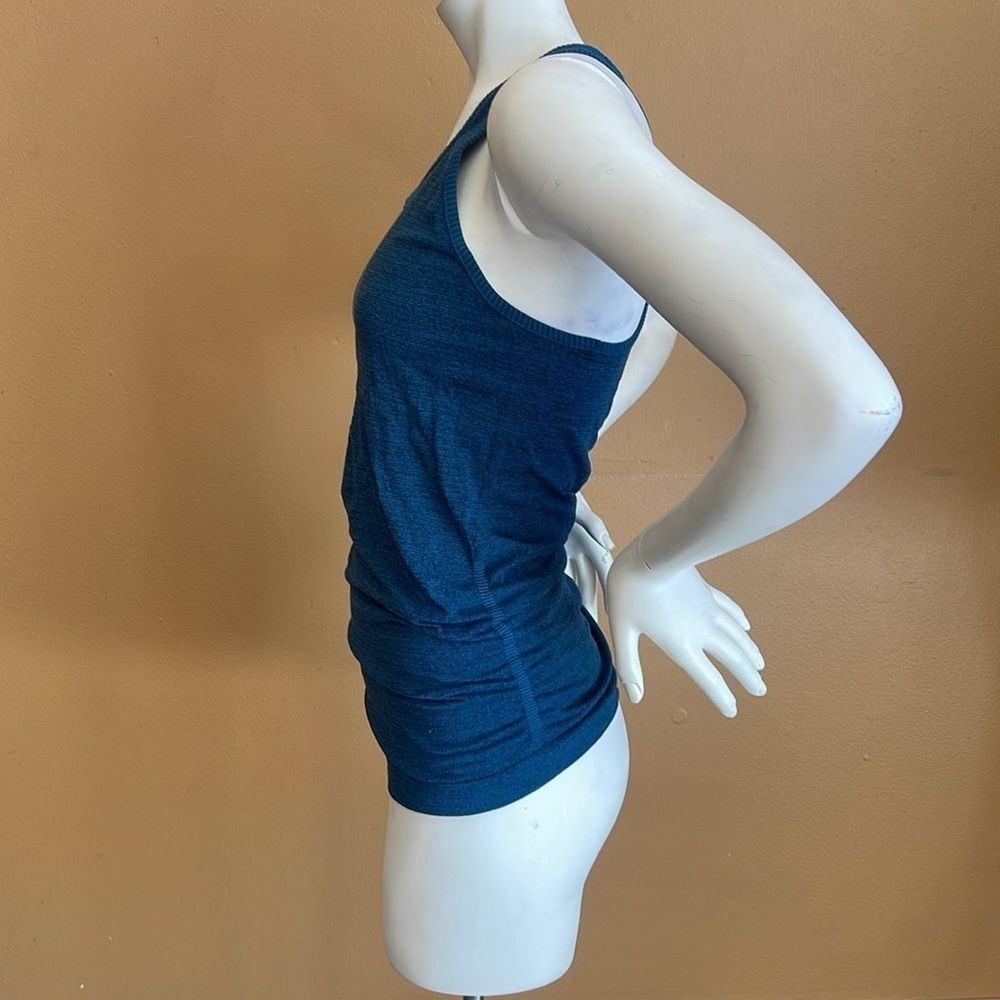 Athleta RENEW SEAMLESS RACERBACK TANK Size S - Picture 4 of 10